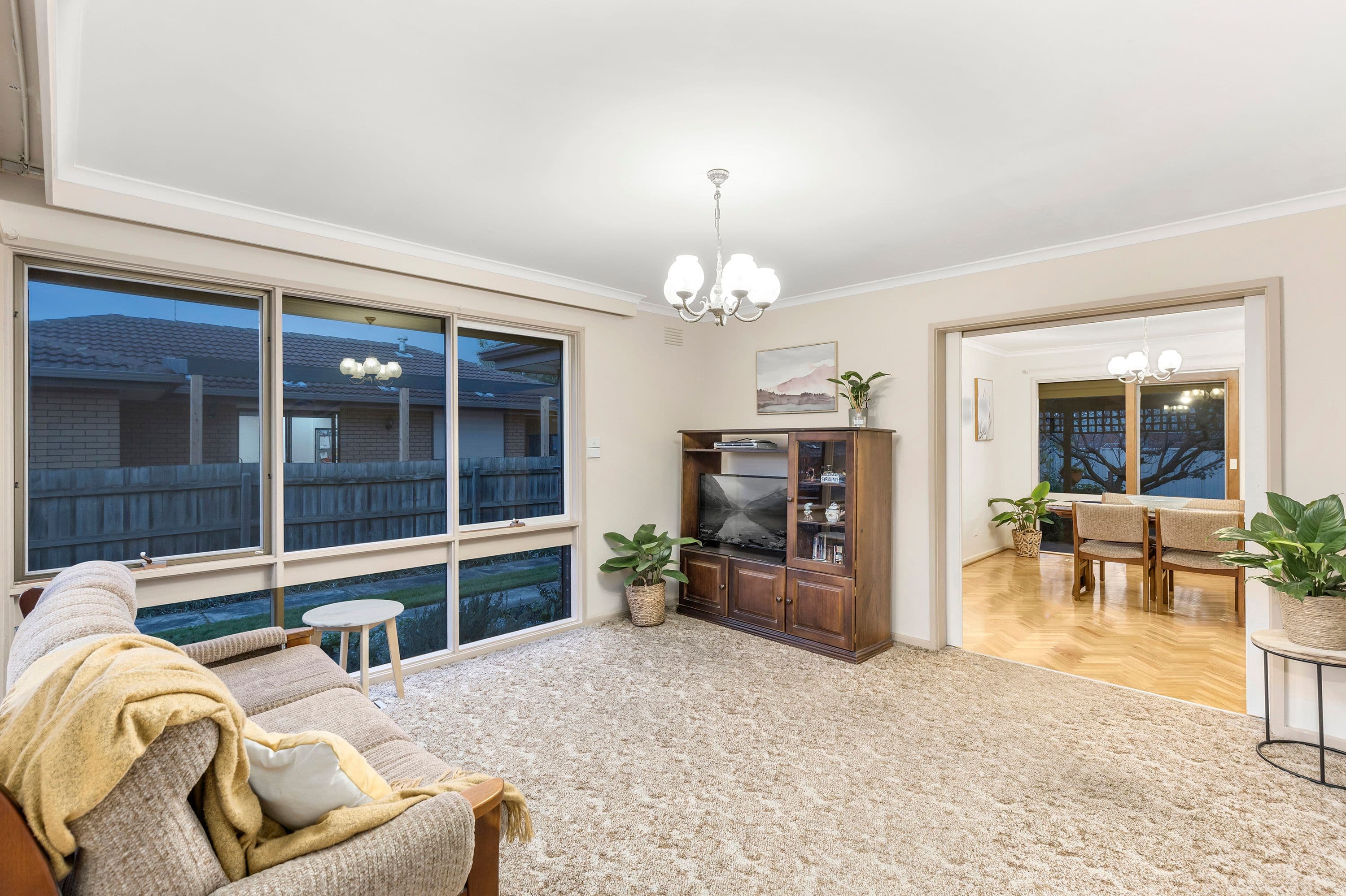 12 Cloverdale Close, Burwood East VIC 3151, Burwood East - Thumbnail 3