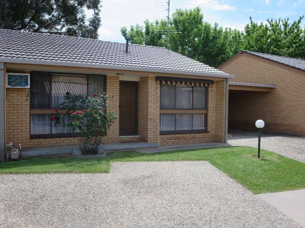 561 Woodbury Court, LAVINGTON NSW 2641, Lavington - Image 1