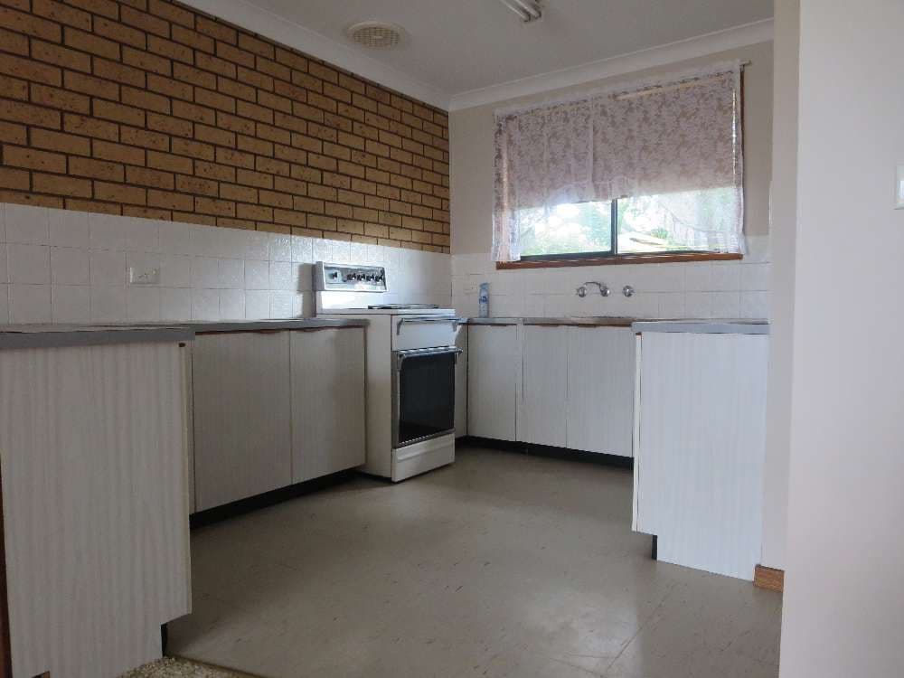 561 Woodbury Court, LAVINGTON NSW 2641, Lavington - Thumbnail 5