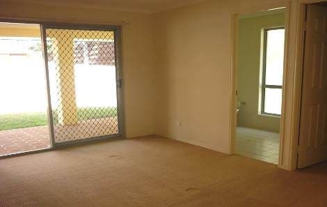 29 Gippsland Place, CALAMVALE QLD 4116, Calamvale - Thumbnail 4