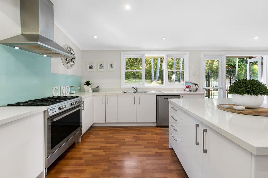 8 Campbell Avenue, Normanhurst - Thumbnail 4