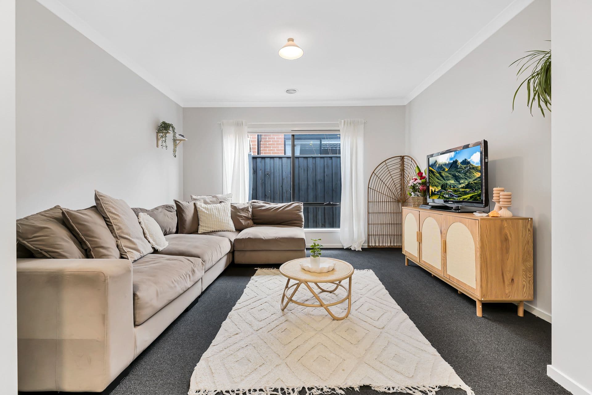 8 Alexine Street, Officer VIC 3809, Officer - Thumbnail 8