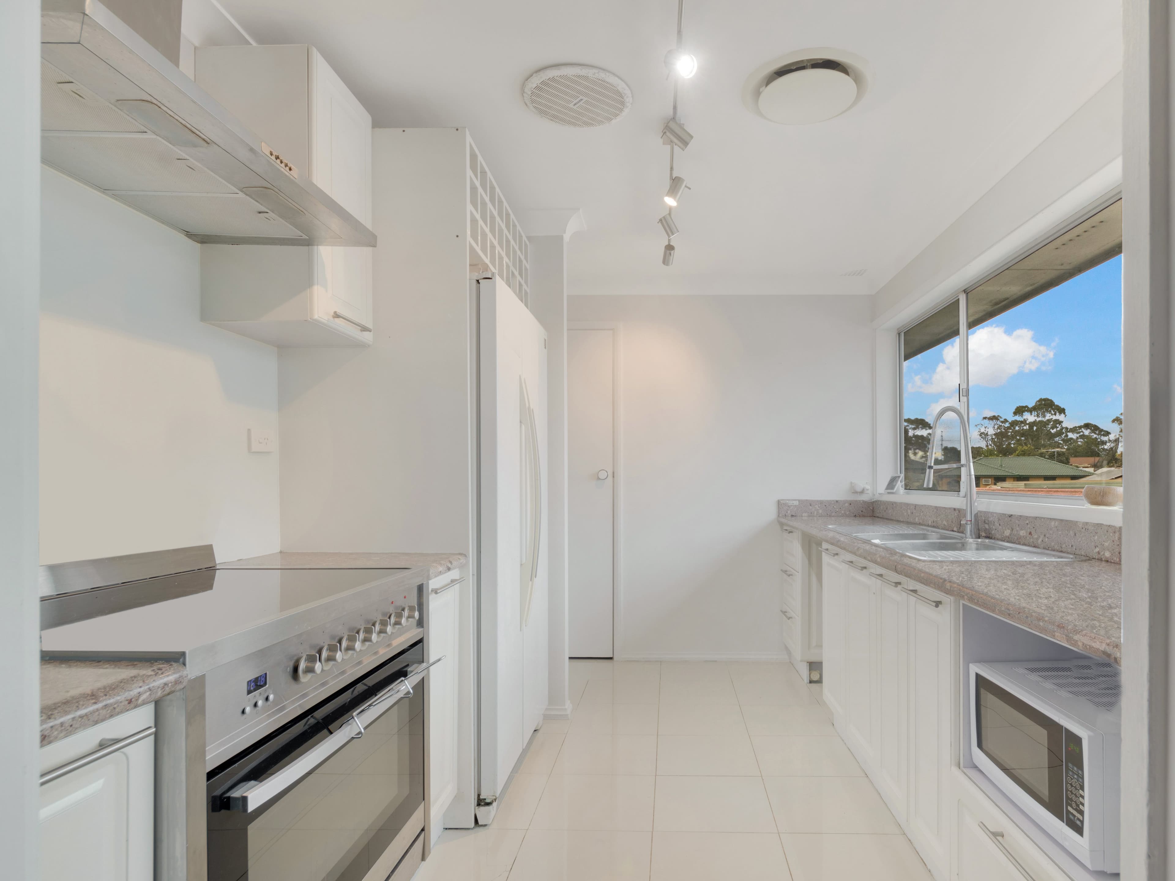 7 Lane Place, Minto NSW 2566, Minto - Thumbnail 7