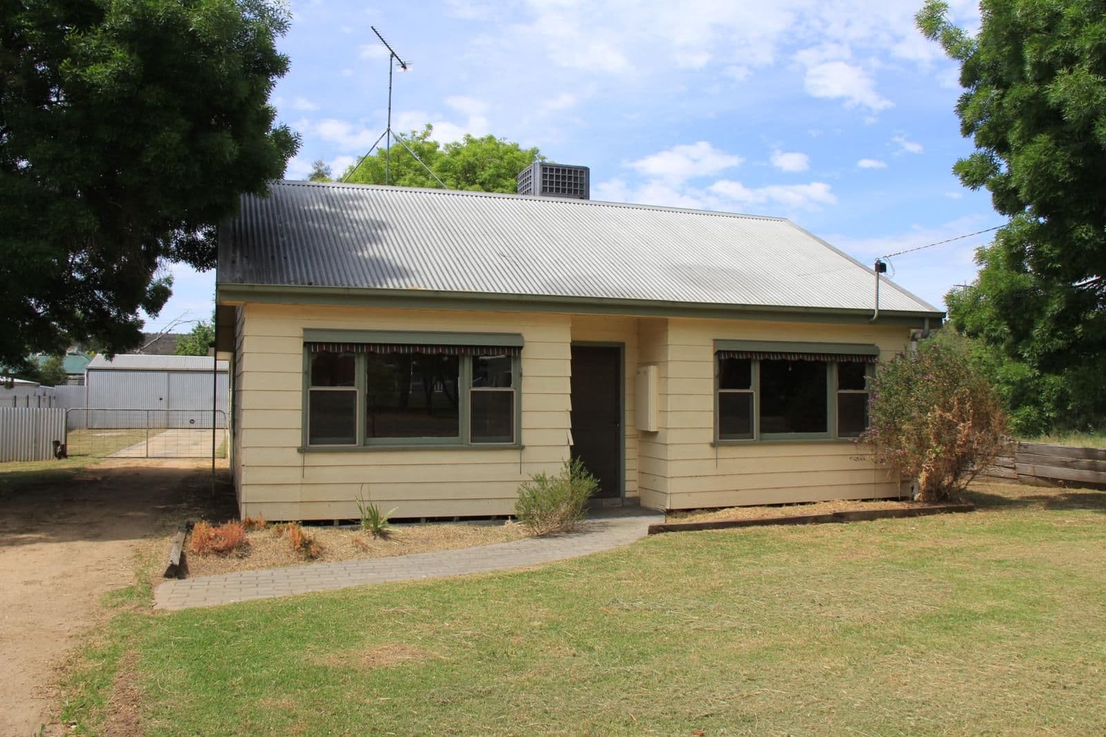 62 Playne Street, HEATHCOTE VIC 3523, Heathcote - Image 1