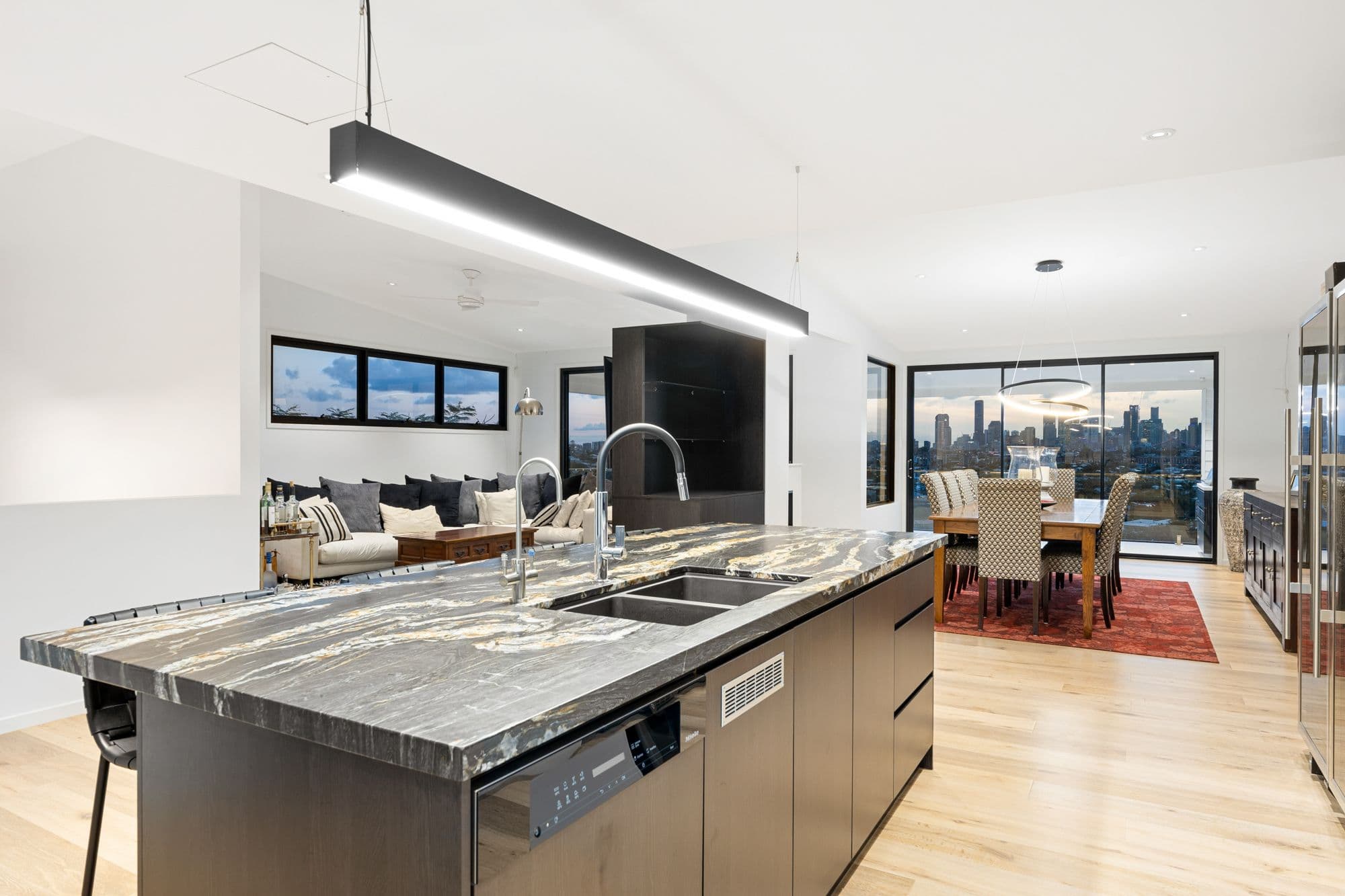 32 Wentworth Parade, Balmoral QLD 4171, Balmoral - Thumbnail 2