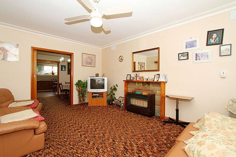 80 Tunaley Parade, RESERVOIR VIC 3073, Reservoir - Thumbnail 8