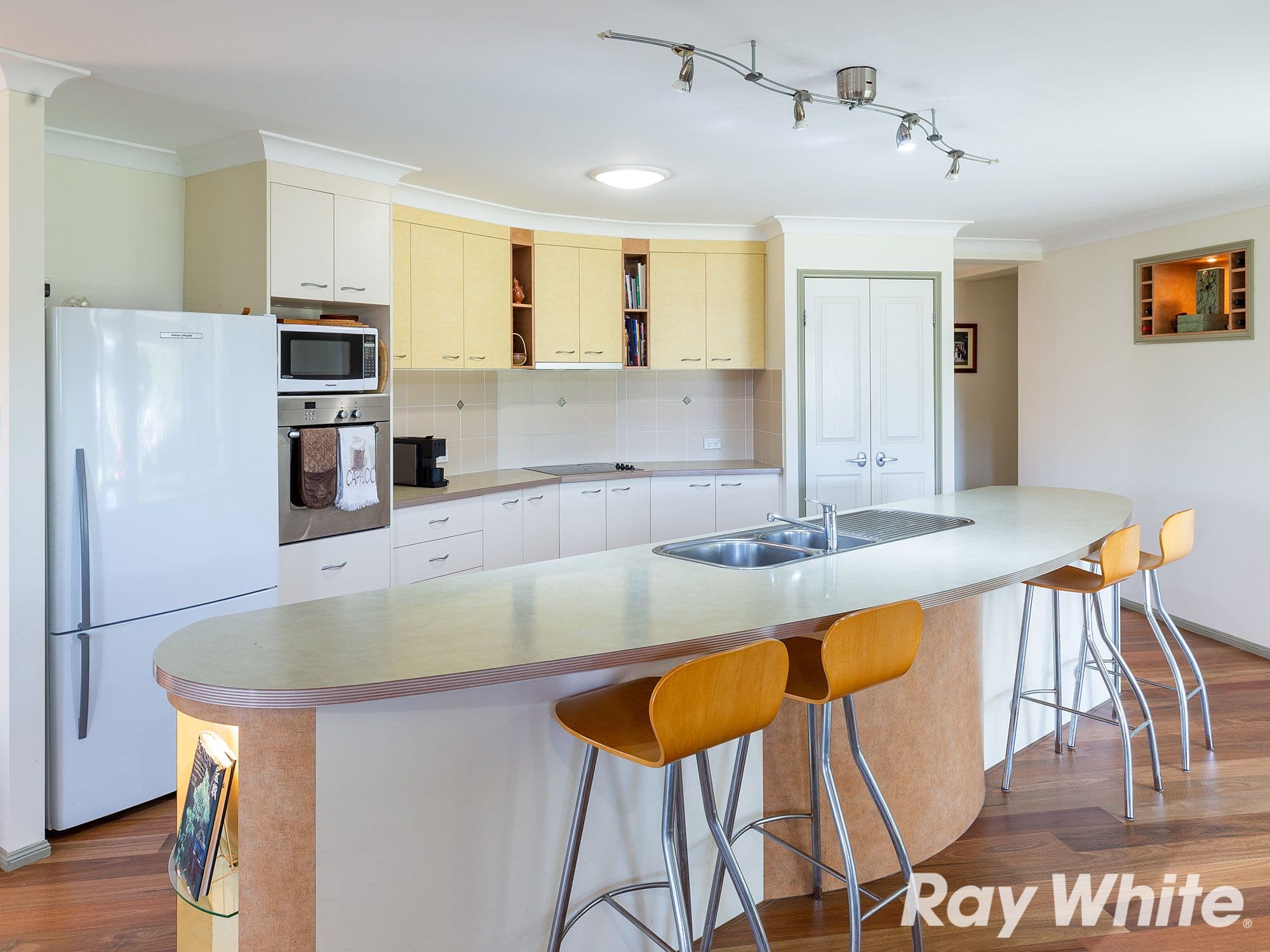 234 Kirralee Crescent, Upper Kedron QLD 4055, Upper Kedron - Thumbnail 2
