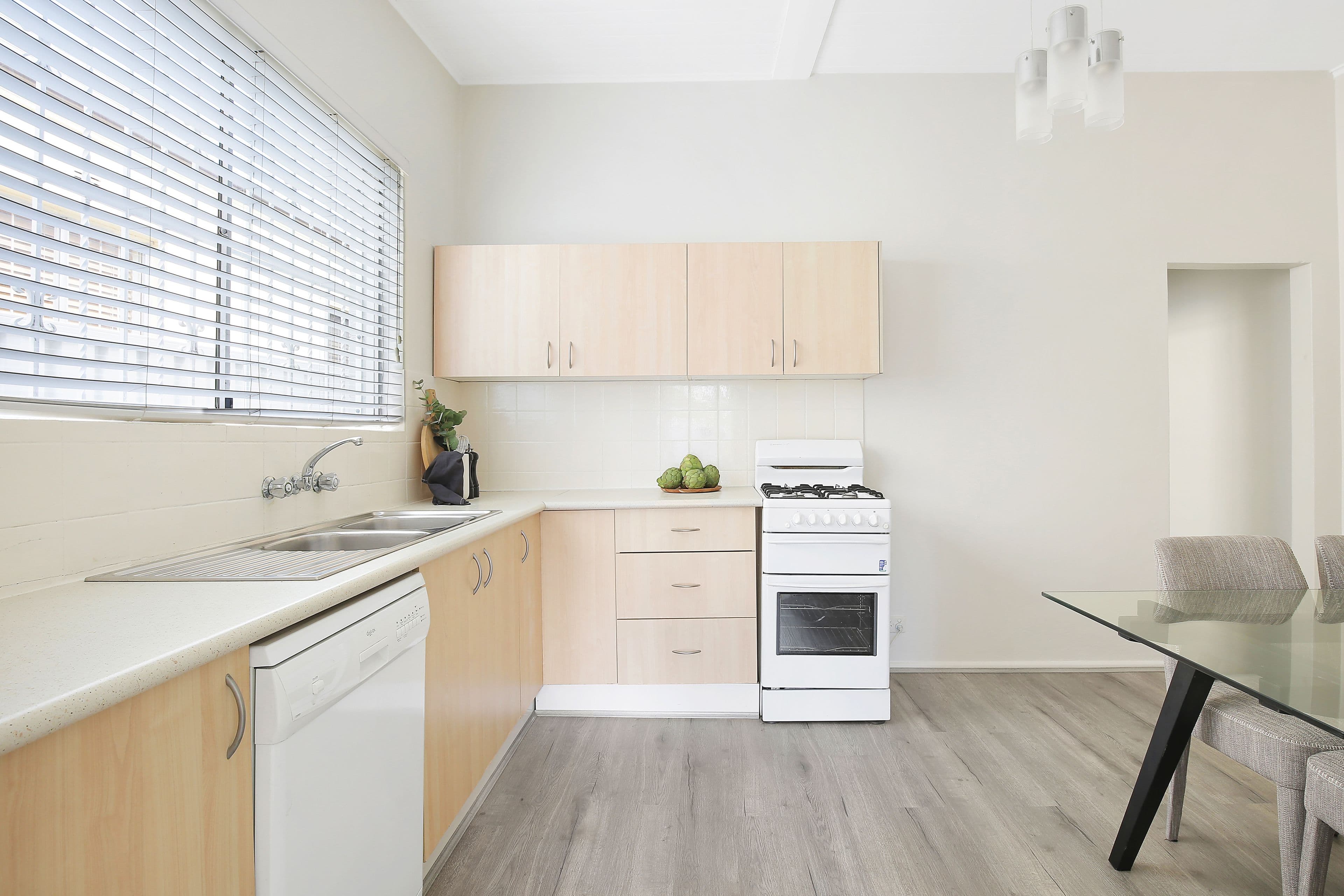 15 Lincoln Street, Stanmore - Thumbnail 4