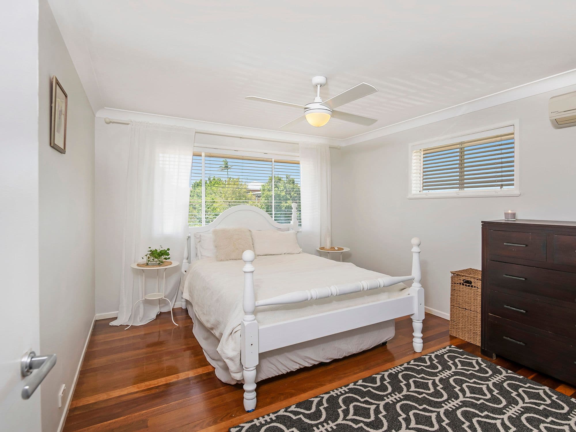 13 Salandra Street, Mansfield QLD 4122, Mansfield - Thumbnail 5