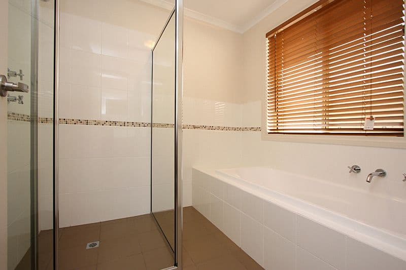 75 Wallace Drive, Craigmore SA 5114, Craigmore - Thumbnail 6