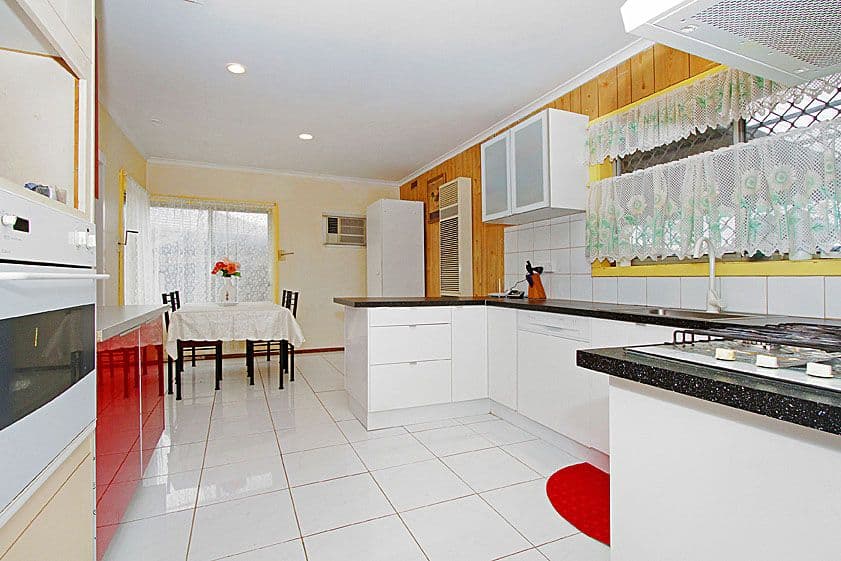 25 Kefford Avenue, LALOR VIC 3075, Lalor - Thumbnail 3