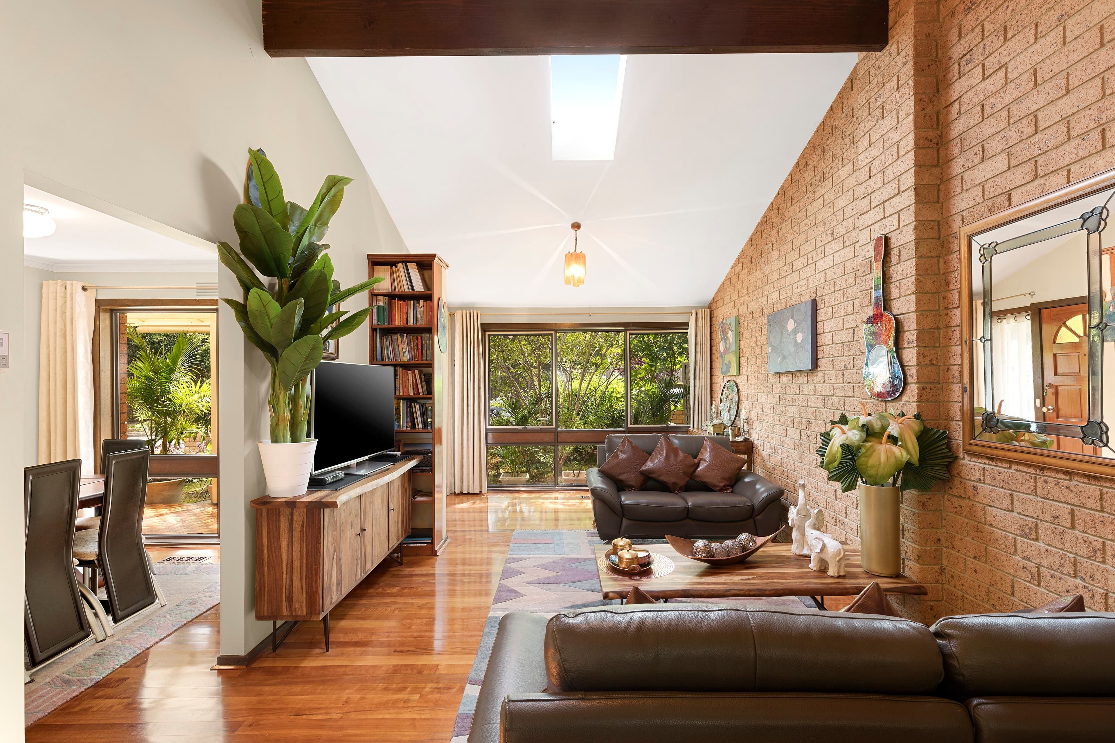 197 Waverley Road, Mount Waverley VIC 3149, Mount Waverley - Thumbnail 2
