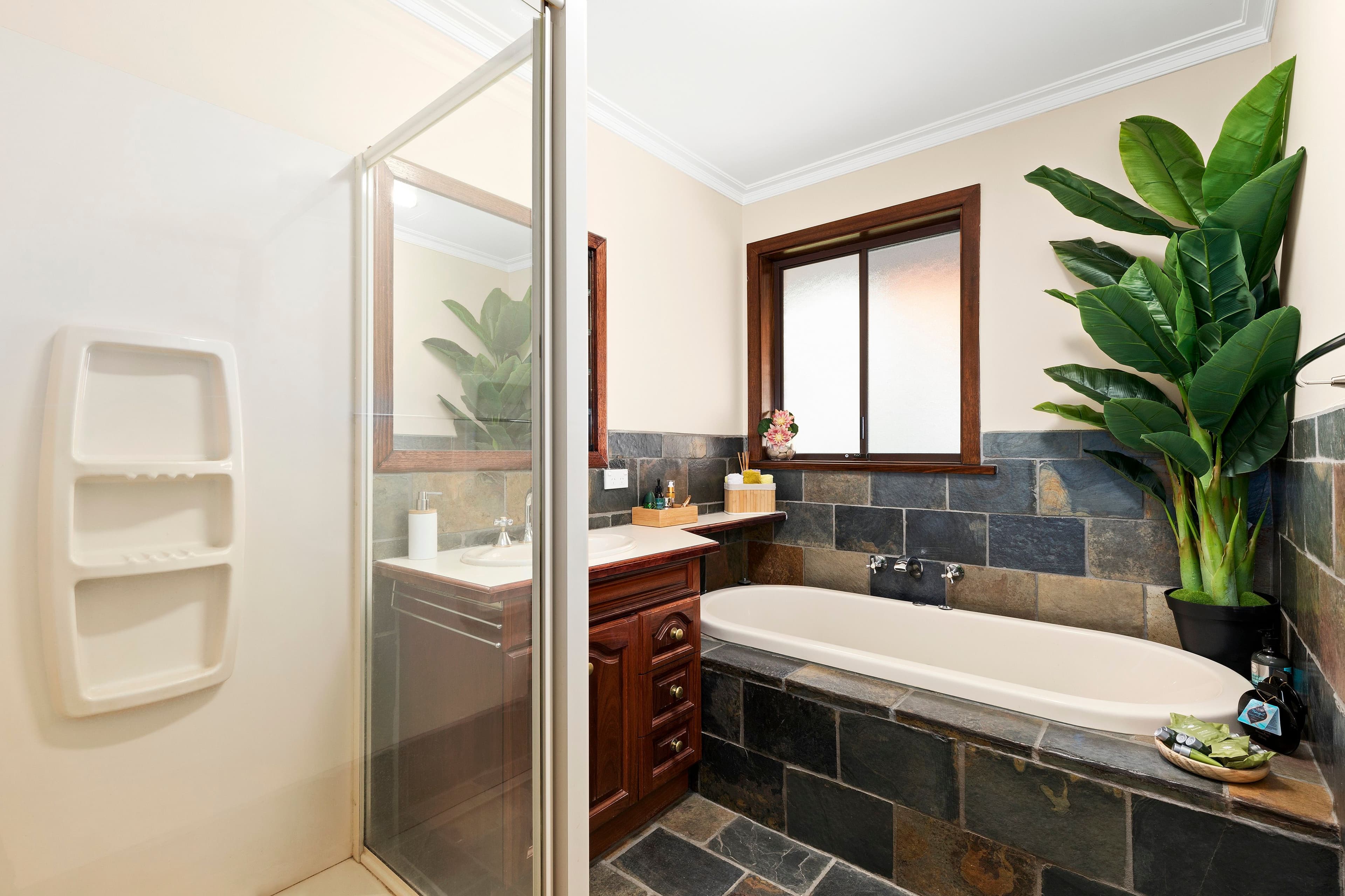 197 Waverley Road, Mount Waverley VIC 3149, Mount Waverley - Thumbnail 5