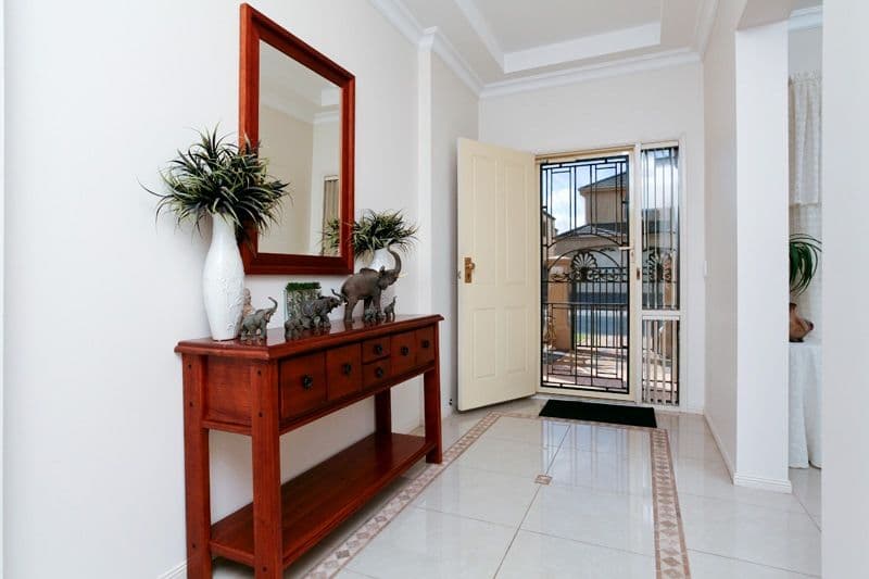14 McKinlay Court, MAWSON LAKES SA 5095, Mawson Lakes - Thumbnail 4