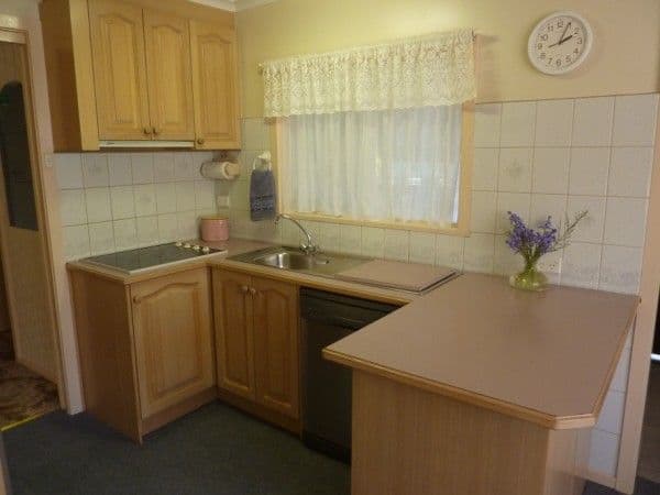 12 Mountain Crescent, MULGRAVE VIC 3170, Mulgrave - Thumbnail 2