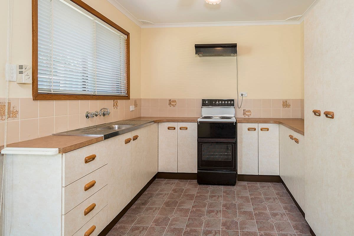 9 Burrawang Street, Ettalong Beach - Thumbnail 2