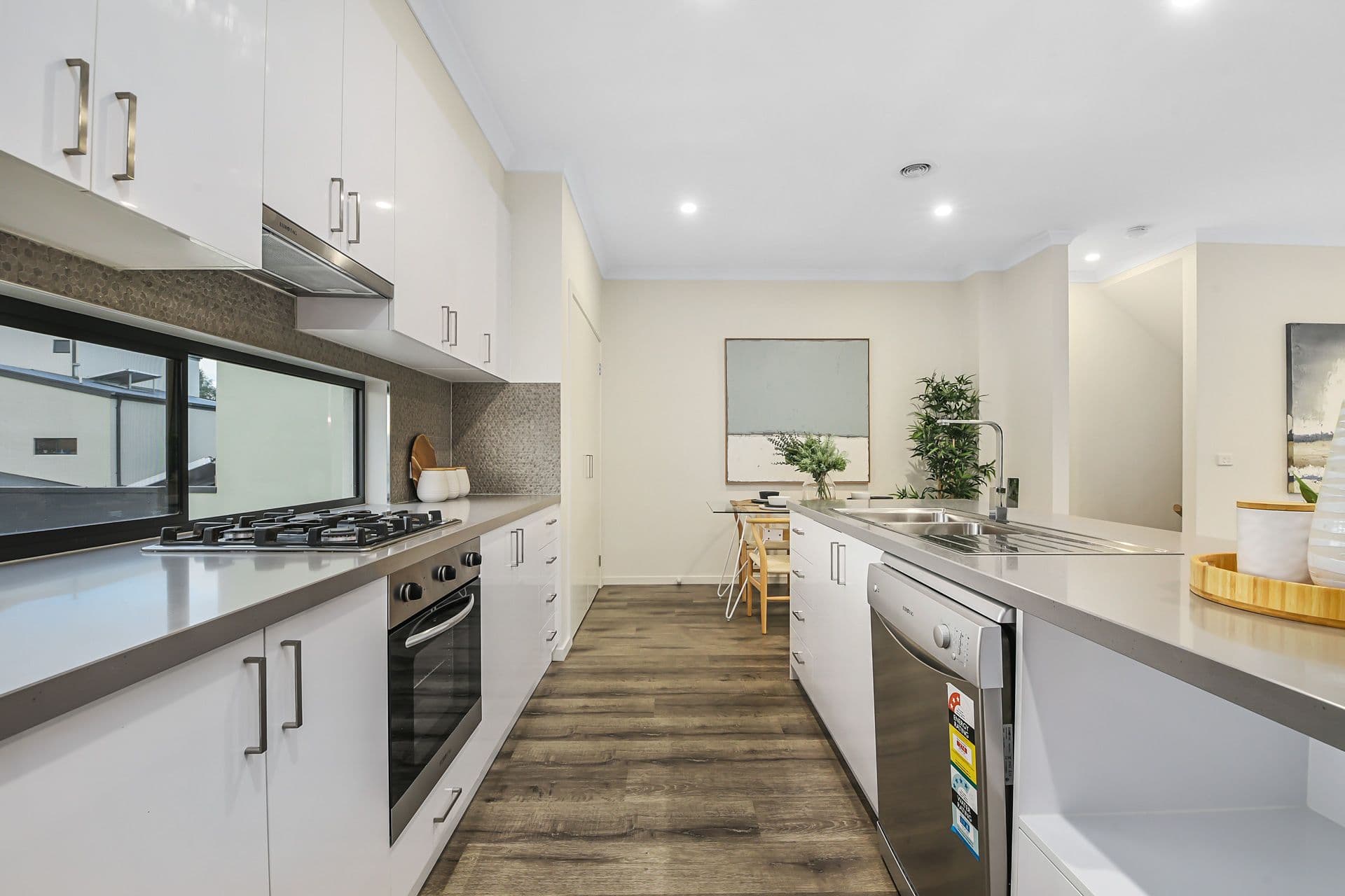 57 Botanic Drive, Pakenham VIC 3810, Pakenham - Thumbnail 4