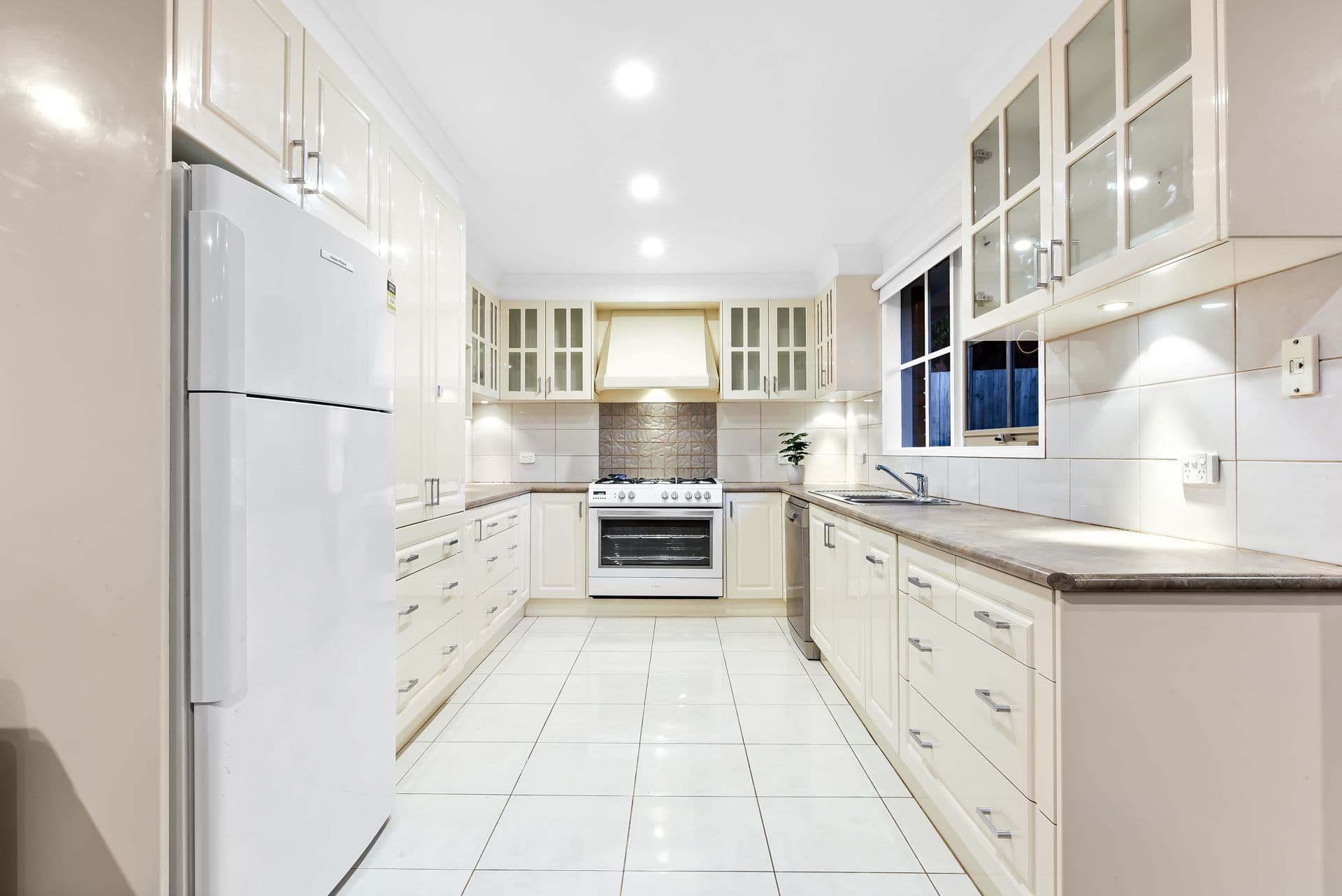 45 Ellenvale Drive, Narre Warren VIC 3805, Narre Warren - Thumbnail 7