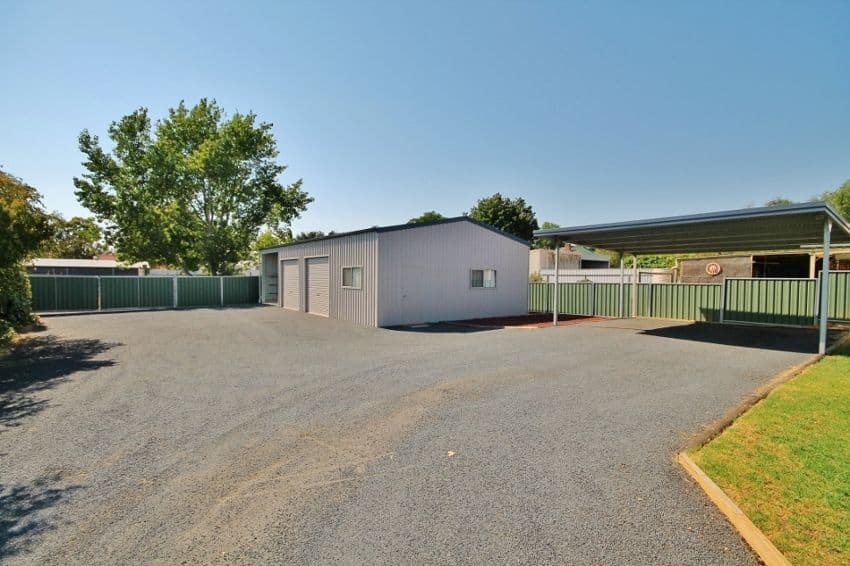 28 Thornhill Street, YOUNG NSW 2594, Young - Thumbnail 2