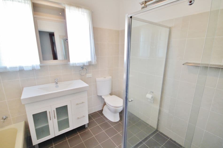28 Thornhill Street, YOUNG NSW 2594, Young - Thumbnail 7