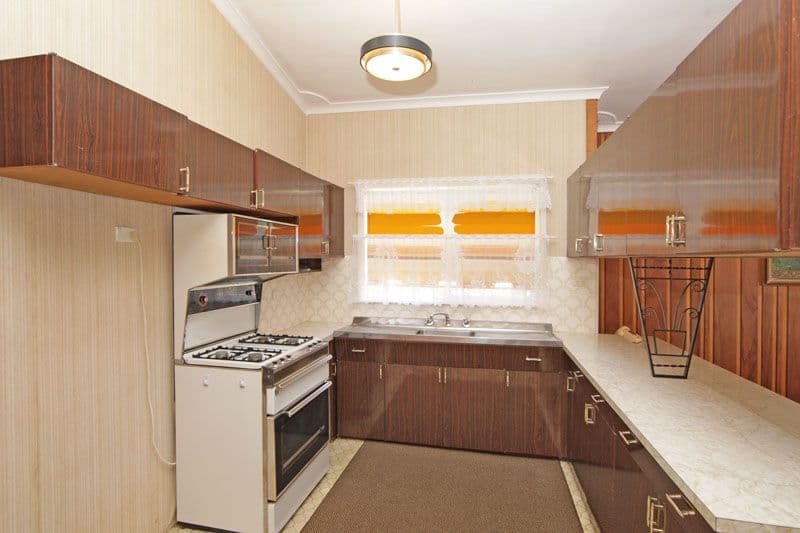 9 Keats Avenue, BATEAU BAY NSW 2261, Bateau Bay - Thumbnail 3
