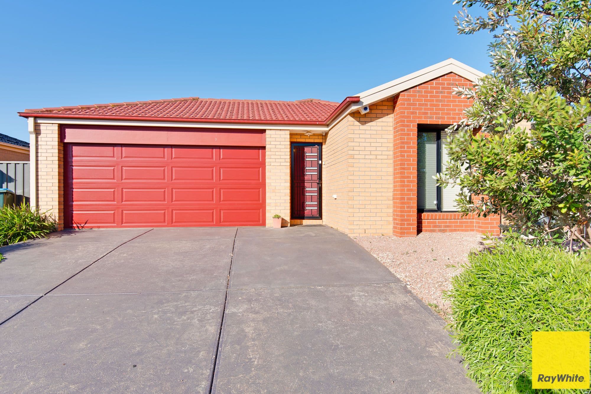 9 Clematis Crescent, Manor Lakes VIC 3024, Manor Lakes - Thumbnail 3