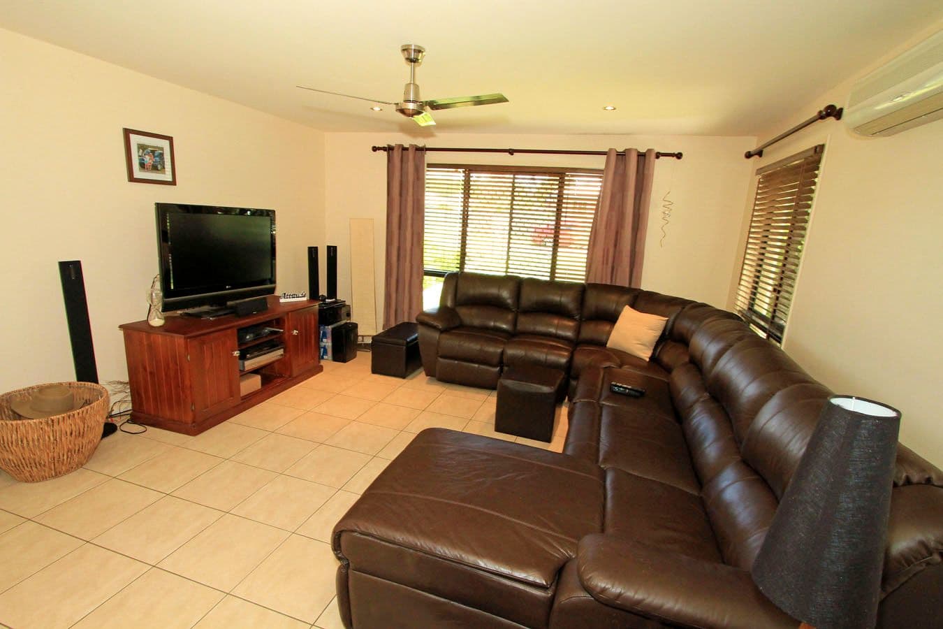 35 Jordan Avenue, LAMMERMOOR QLD 4703, Lammermoor - Thumbnail 5
