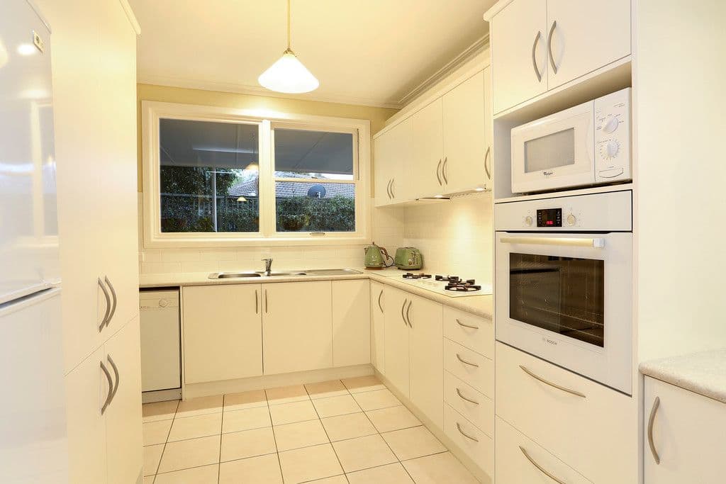 45 Reigate Road, Highton VIC 3216, Highton - Thumbnail 4