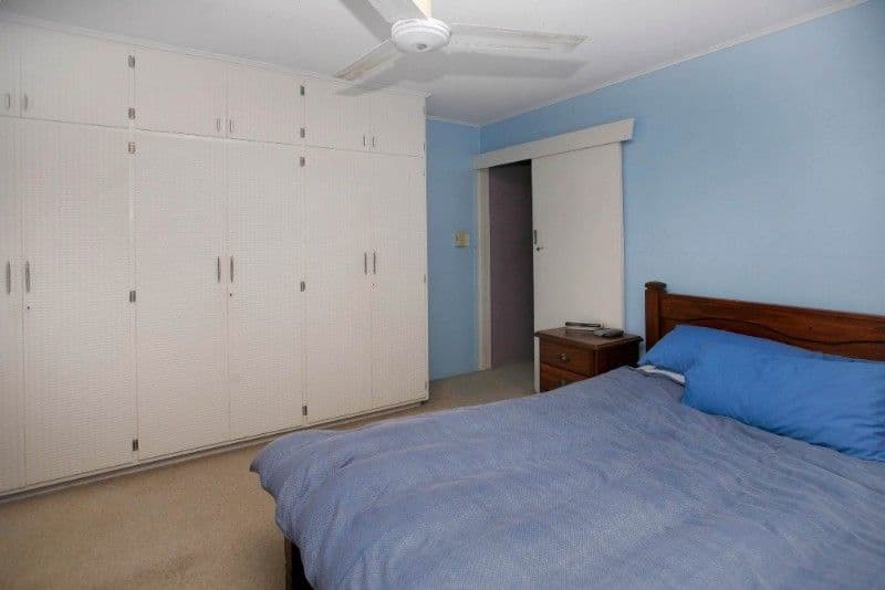 2 Marks Street, HERMIT PARK QLD 4812, Hermit Park - Thumbnail 5