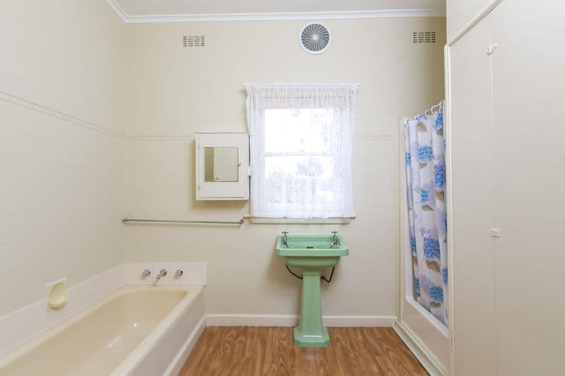 9 Hollow Street, Golden Square VIC 3555, Golden Square - Thumbnail 7