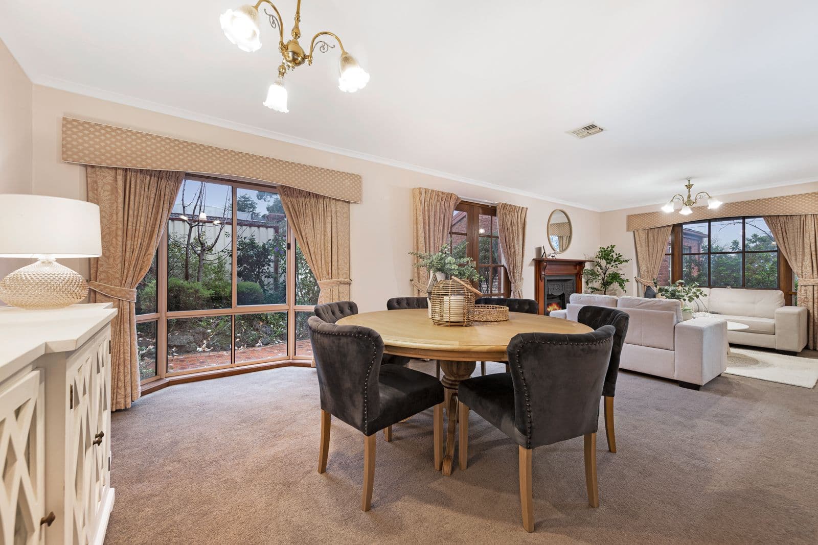 13 View Road, Glen Waverley VIC 3150, Glen Waverley - Thumbnail 3