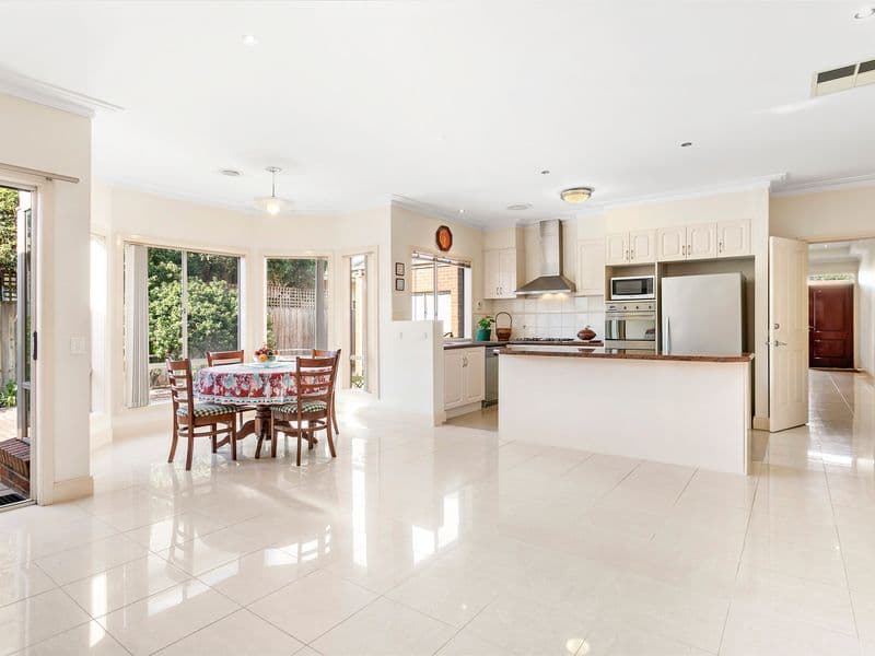 6 Browns Road, Clayton VIC 3168, Clayton - Thumbnail 2