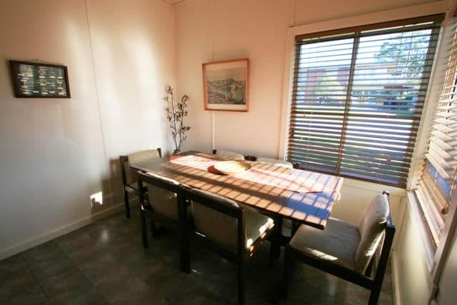 25 Raywood Avenue, COWES VIC 3922, Cowes - Thumbnail 6