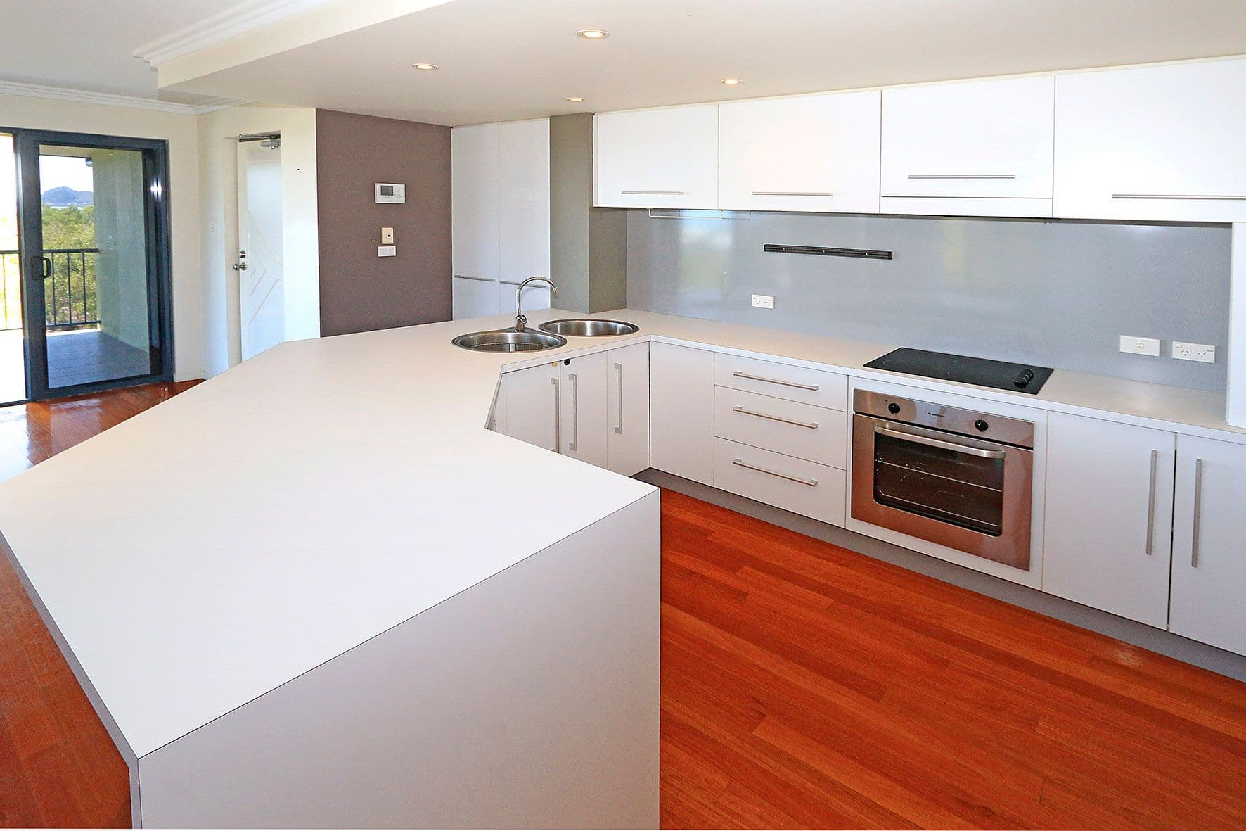 Unit 3, 203 Matthew Flinders Drive, Cooee Bay QLD 4703, Cooee Bay - Thumbnail 6