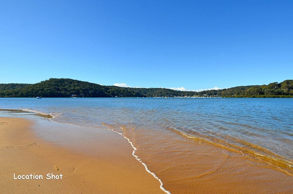 16 Telopea Street, Booker Bay - Thumbnail 2