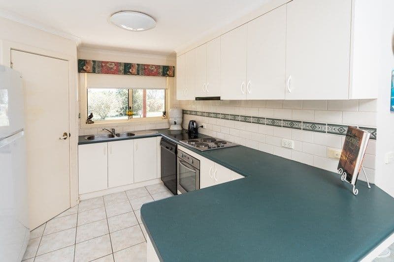 72 Gowrie Park Road, Tatura VIC 3616, Tatura - Thumbnail 3