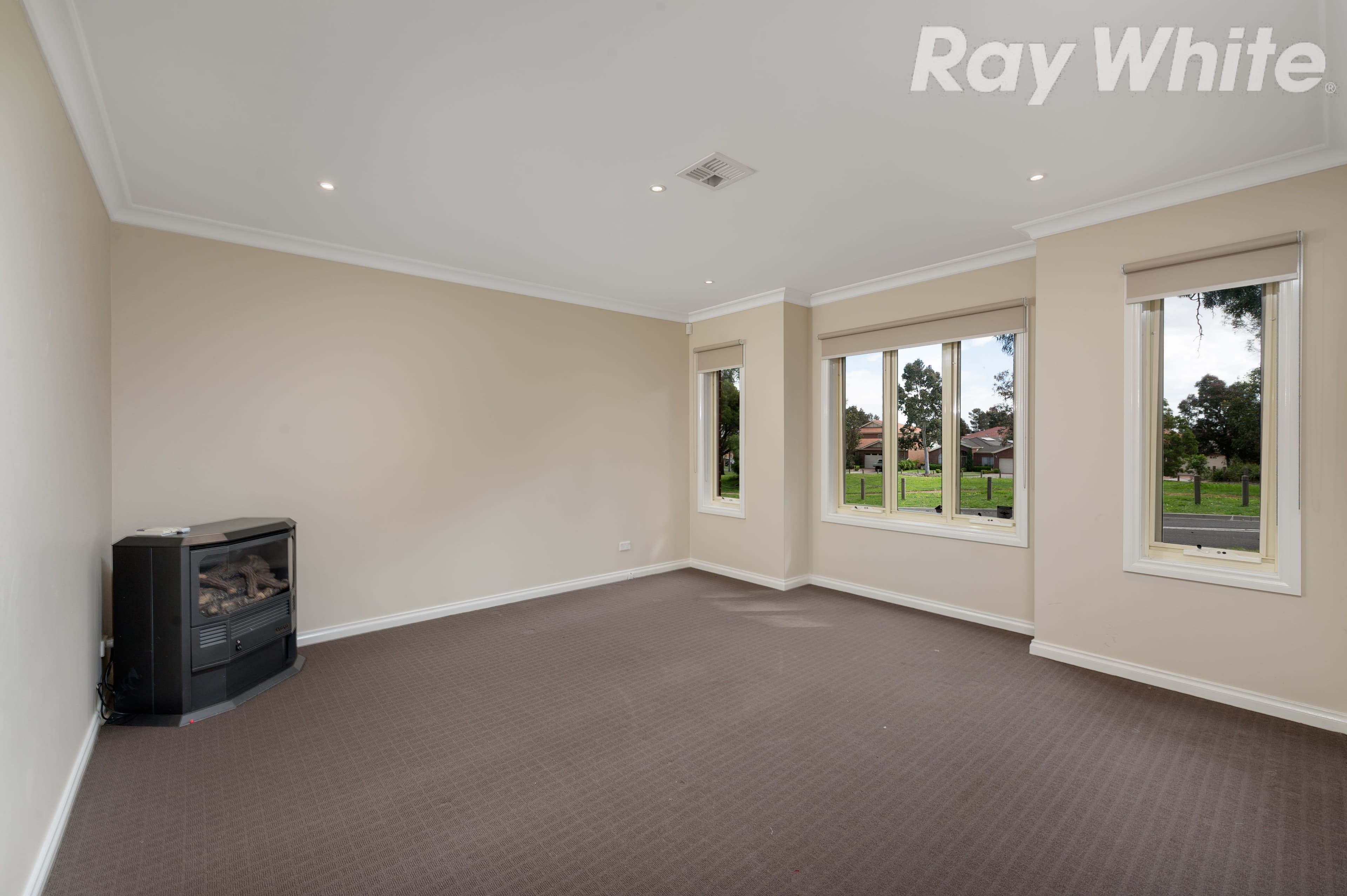 13 Gazania Terrace, Bundoora VIC 3083, Bundoora - Thumbnail 2