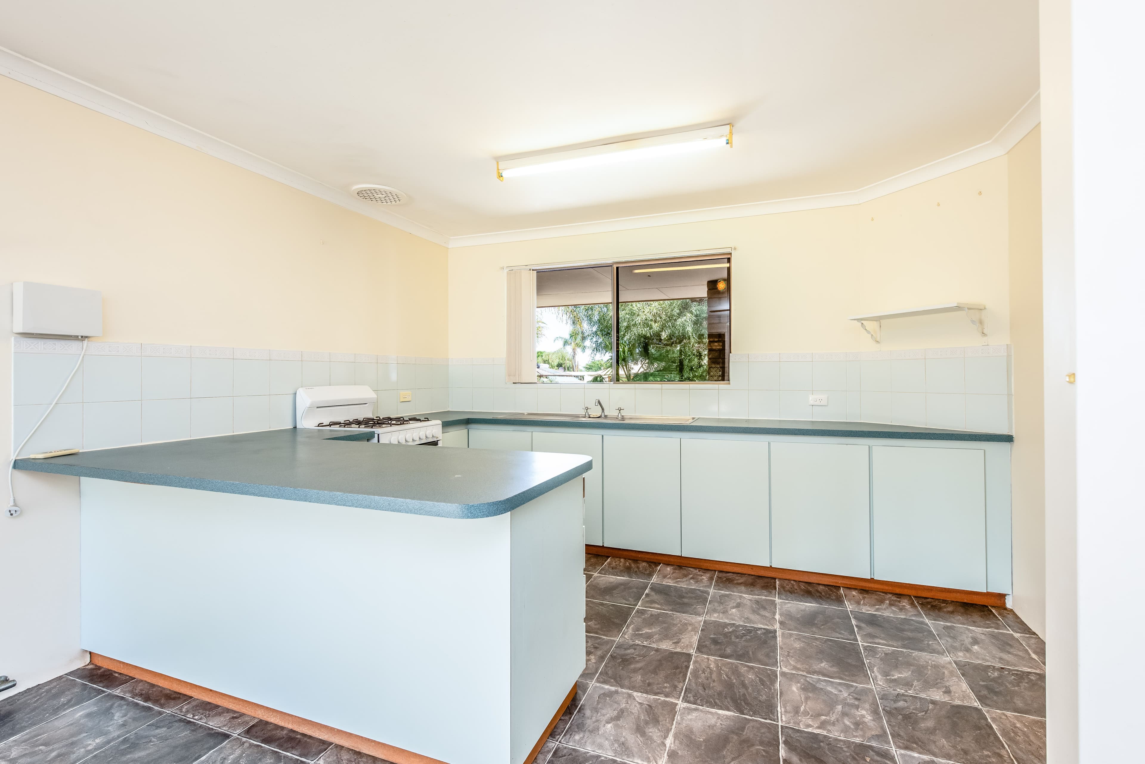 47 Tallarook Way, Waggrakine WA 6530, Waggrakine - Thumbnail 3