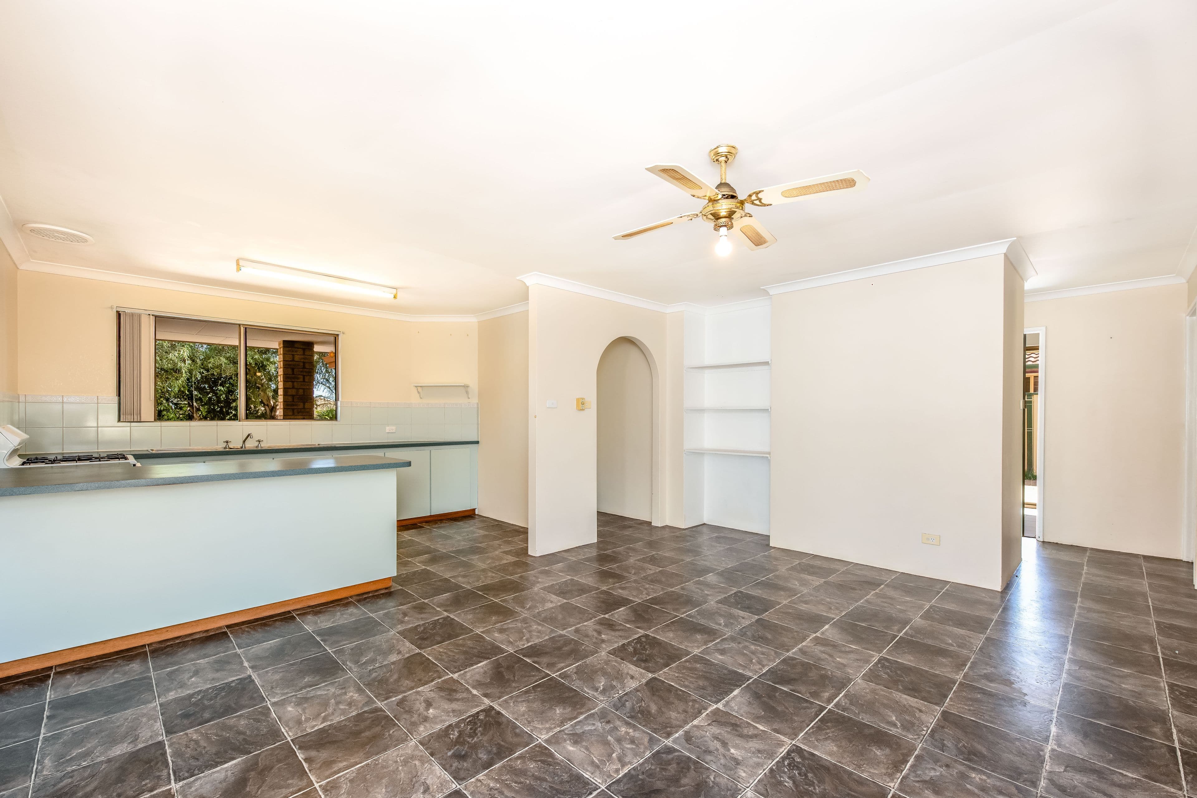 47 Tallarook Way, Waggrakine WA 6530, Waggrakine - Thumbnail 6