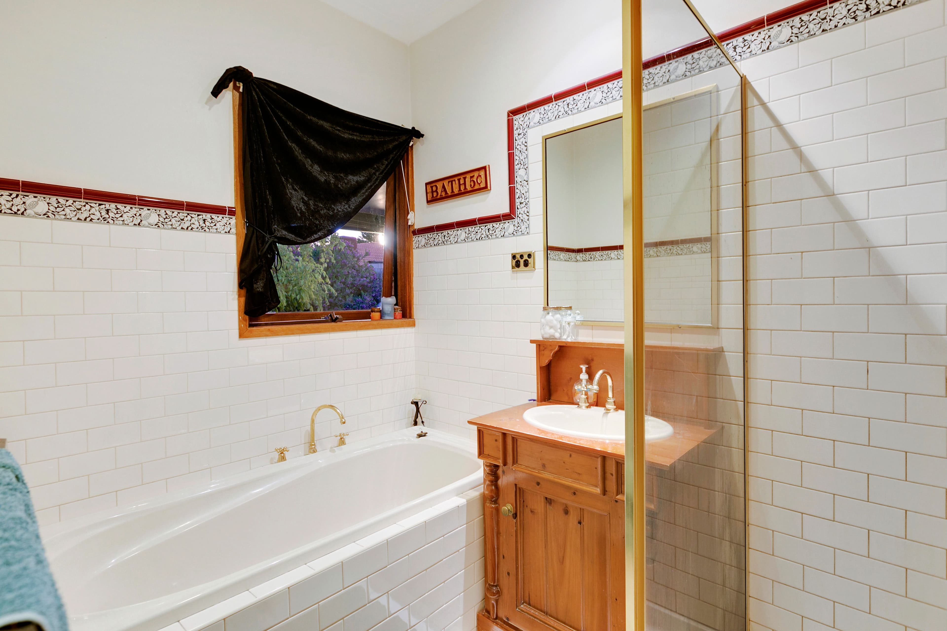 2 Juliana Close, Frankston VIC 3199, Frankston - Thumbnail 6