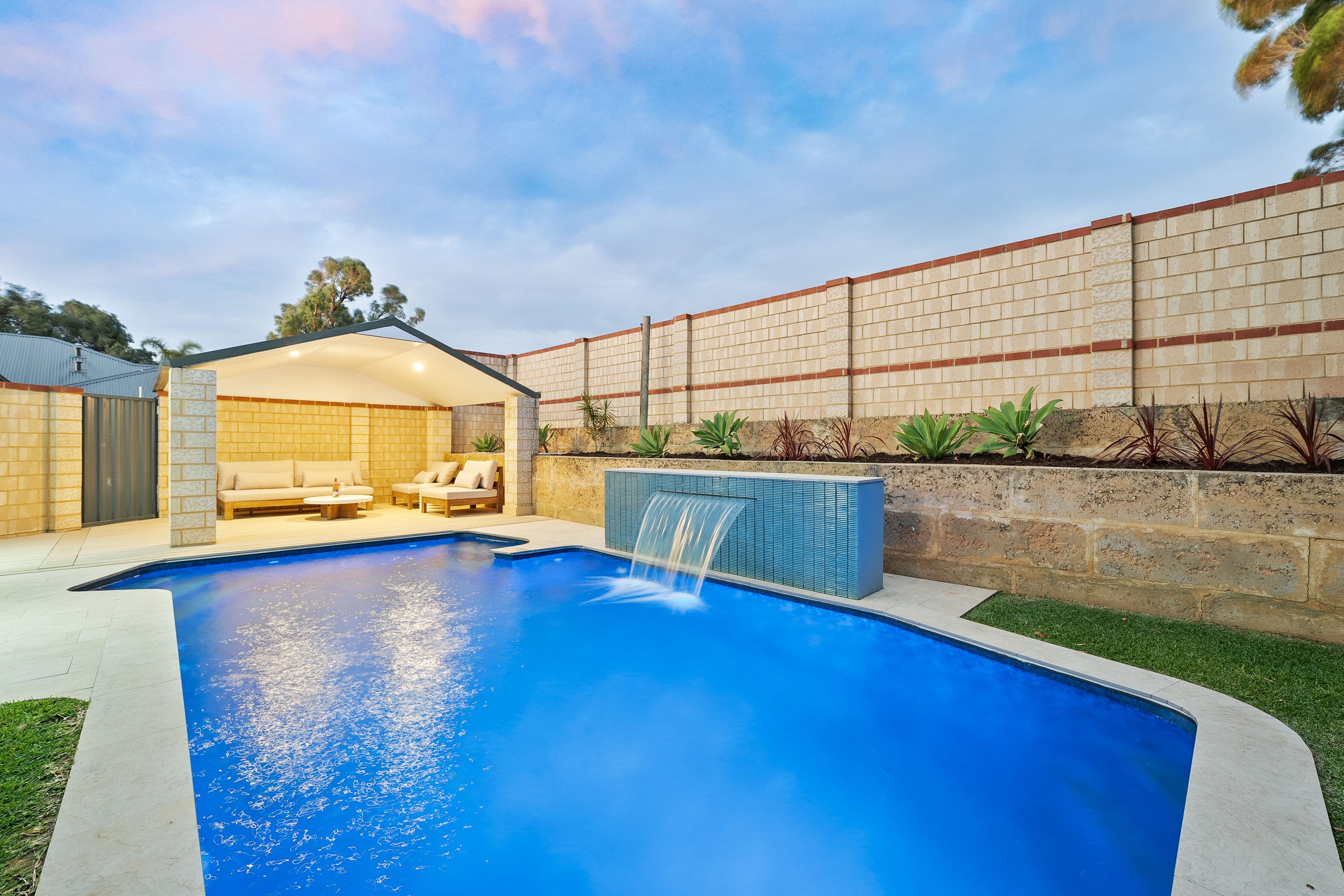 37 Minderoo Crescent, Golden Bay WA 6174, Golden Bay - Thumbnail 2