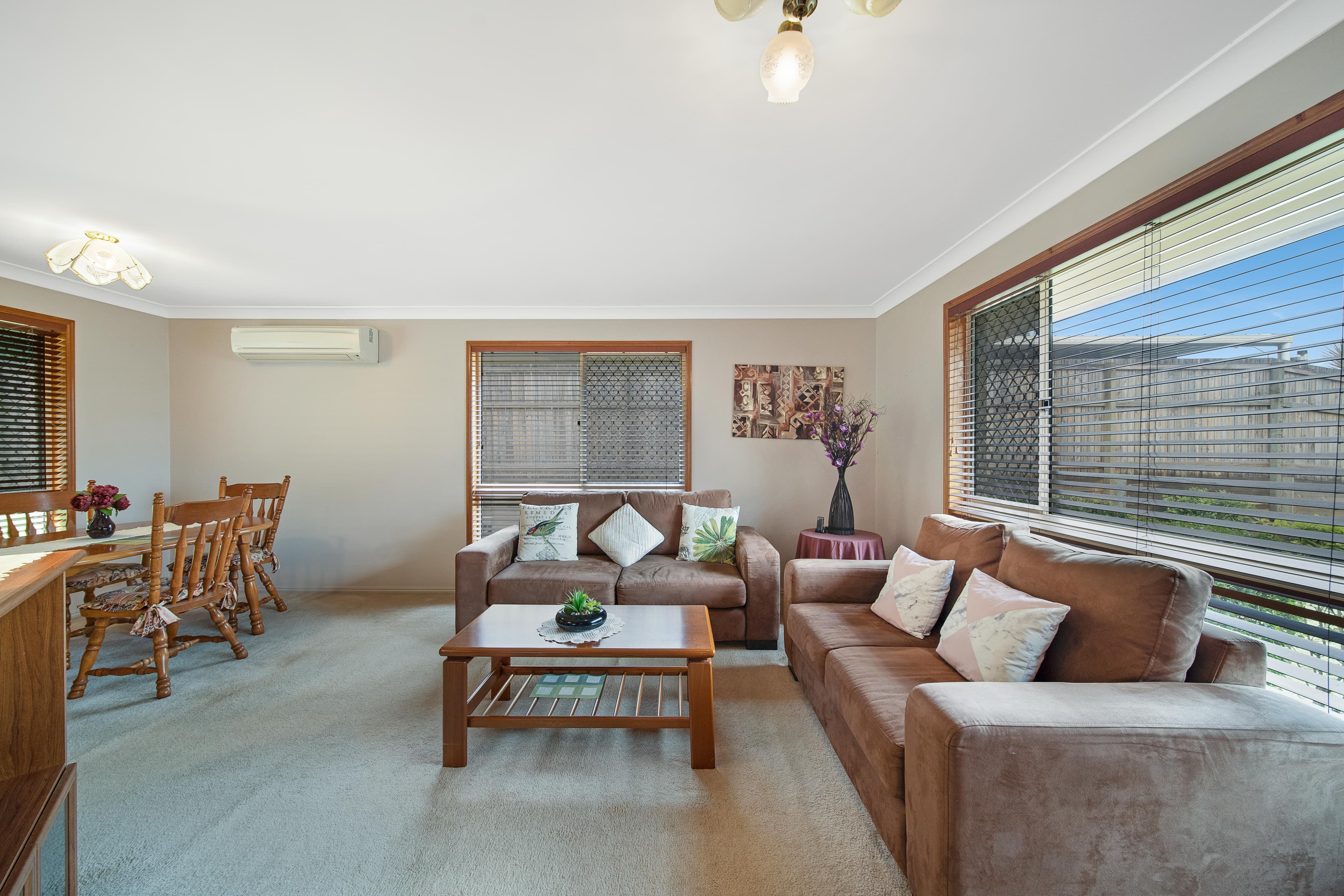 15 Saint James Circuit, Heritage Park QLD 4118, Heritage Park - Thumbnail 2