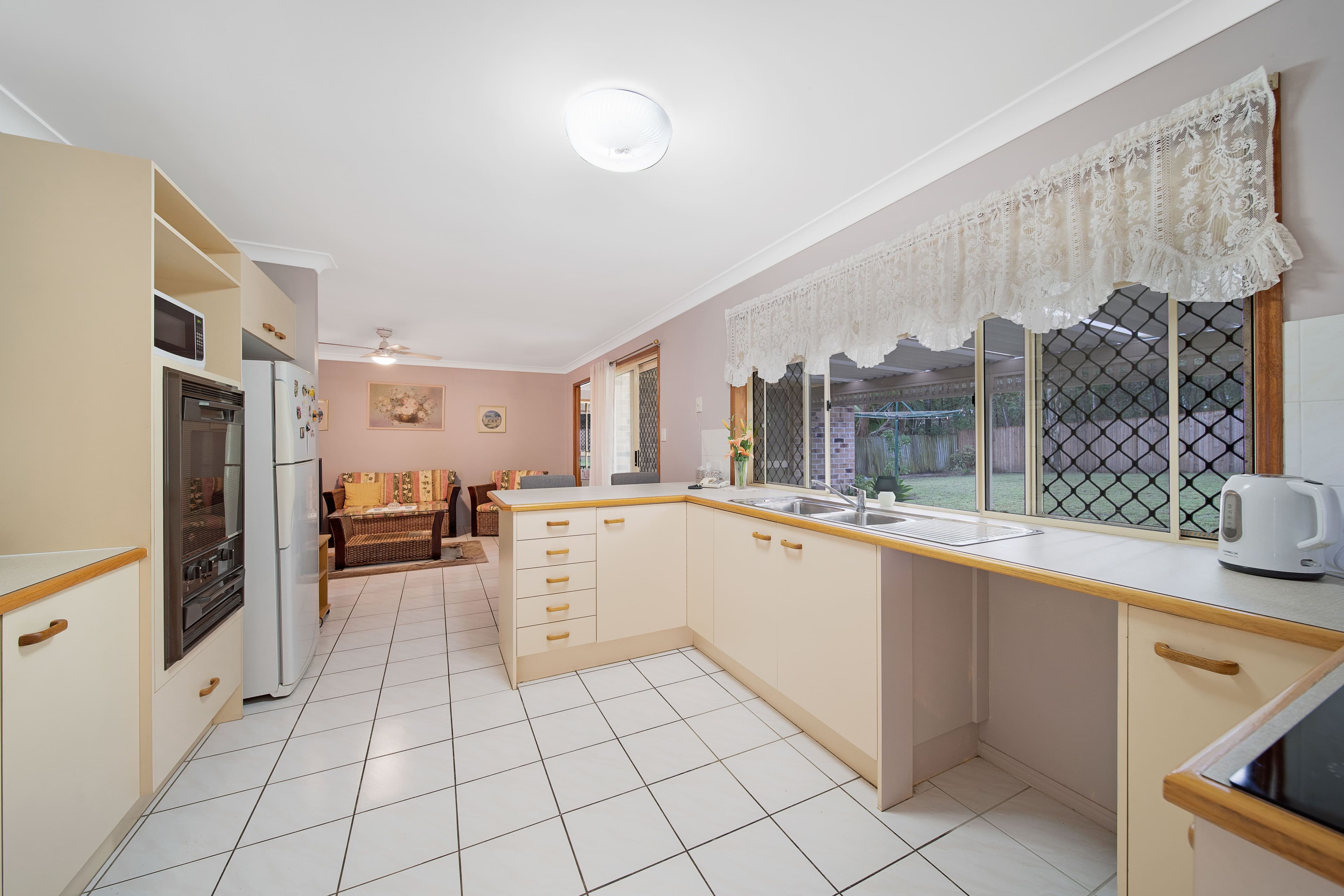 15 Saint James Circuit, Heritage Park QLD 4118, Heritage Park - Thumbnail 4