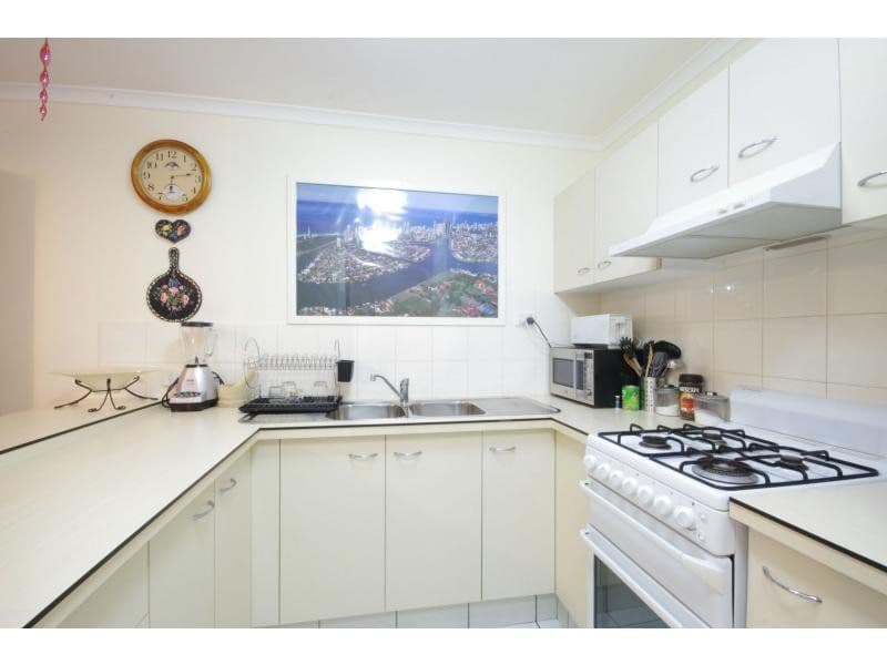 18 Maiala Close, PARADISE POINT QLD 4216, Paradise Point - Thumbnail 4