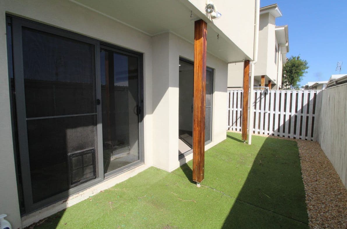38 Hillsborough Place, Pimpama QLD 4209, Pimpama - Thumbnail 2