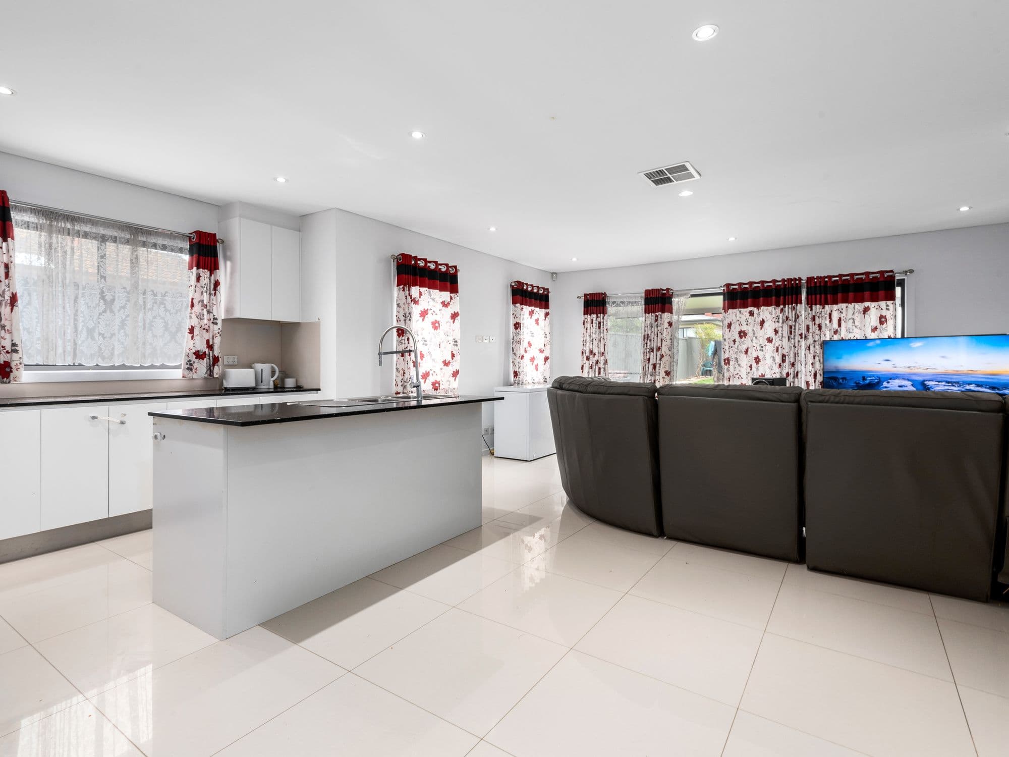 2/74 Muscio Street, Colyton NSW 2760, Colyton - Thumbnail 4