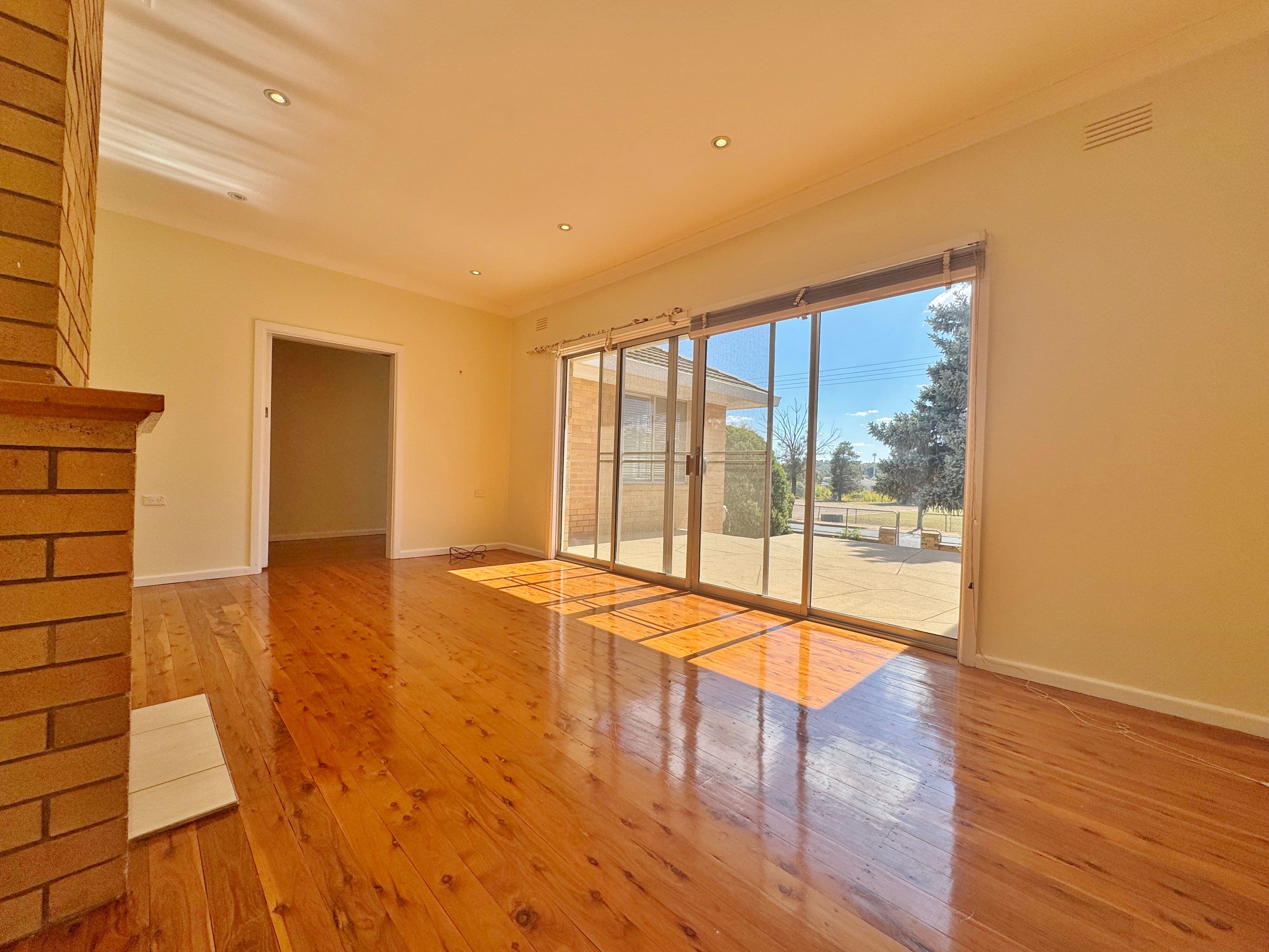 30 Miro Street, Young NSW 2594, Young - Thumbnail 8