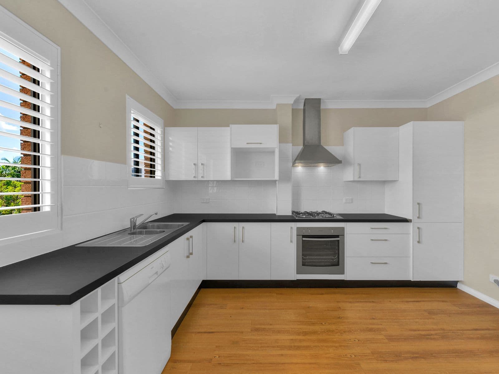 49 College Street, Hamilton QLD 4007, Hamilton - Image 1