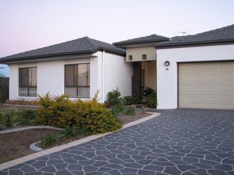 38 Marina Boulevard, Banksia Beach QLD 4507, Banksia Beach - Thumbnail 3