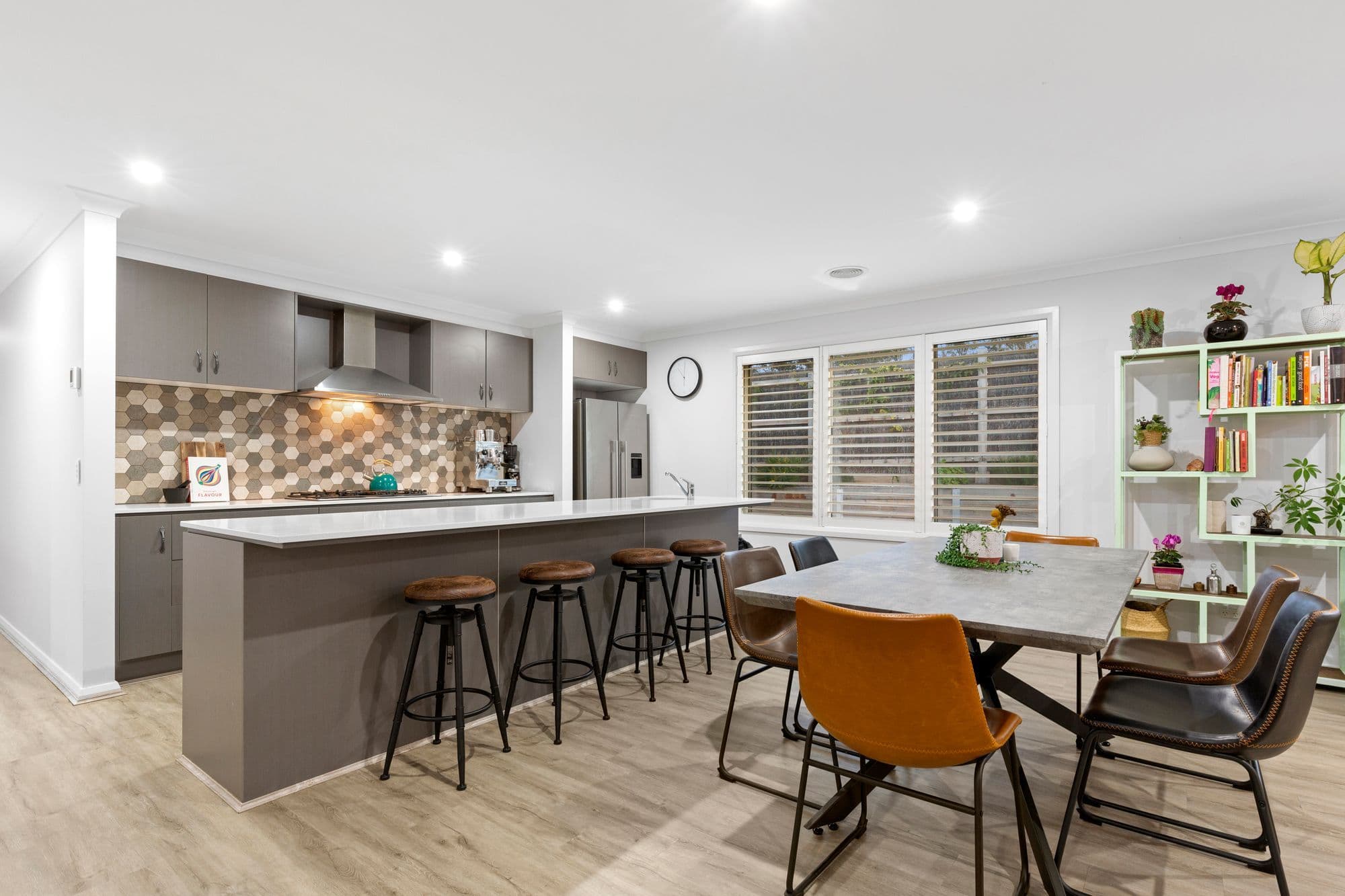 20 Shoalhaven Boulevard, MOUNT DUNEED VIC 3217, Mount Duneed - Thumbnail 2